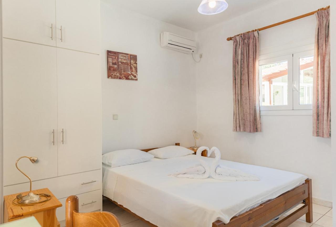 Amazona Apartments And Studios Spartià Eksteriør billede