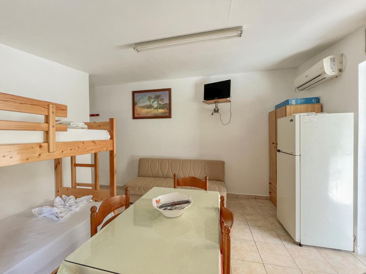 Amazona Apartments And Studios Spartià Eksteriør billede
